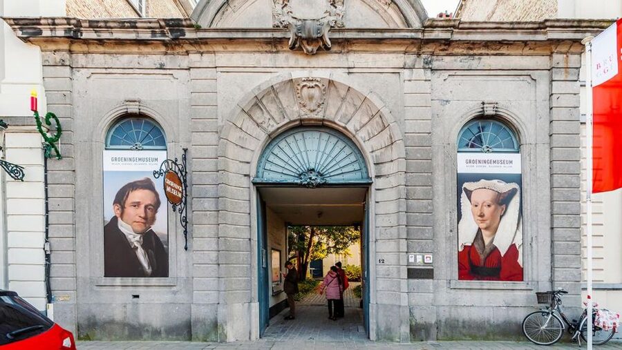 Visit of Bruges in 1 day private tour from Paris - Flemish Masterpieces At The Groeningemuseum