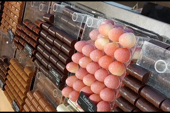 Walking Tour with Hot Chocolate and Chocolate Tasting - Three chocolate stops, plus a Belgian waffle
