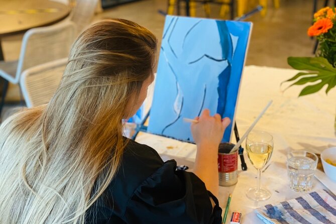 Wine and Painting Workshop Experience in Brussels - Key points at a glance